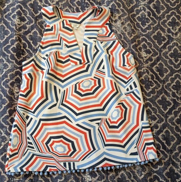 Crown & Ivy Medium Fun Summer Umbrella Pattern Tank Blouse - Picture 4 of 10